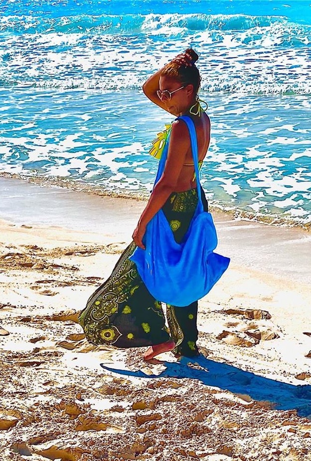 ناهد السباعي