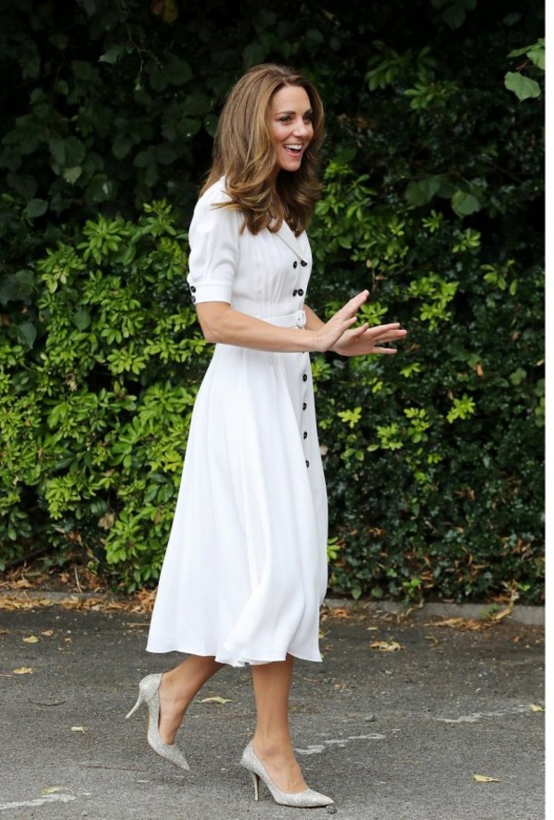 تنسيق القميص الفستان من ماركة Suzannah