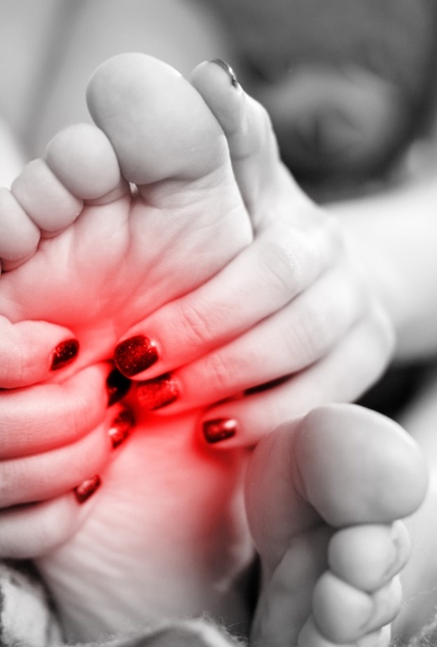 كيف نتجنب تورم القدمين في الصيف 