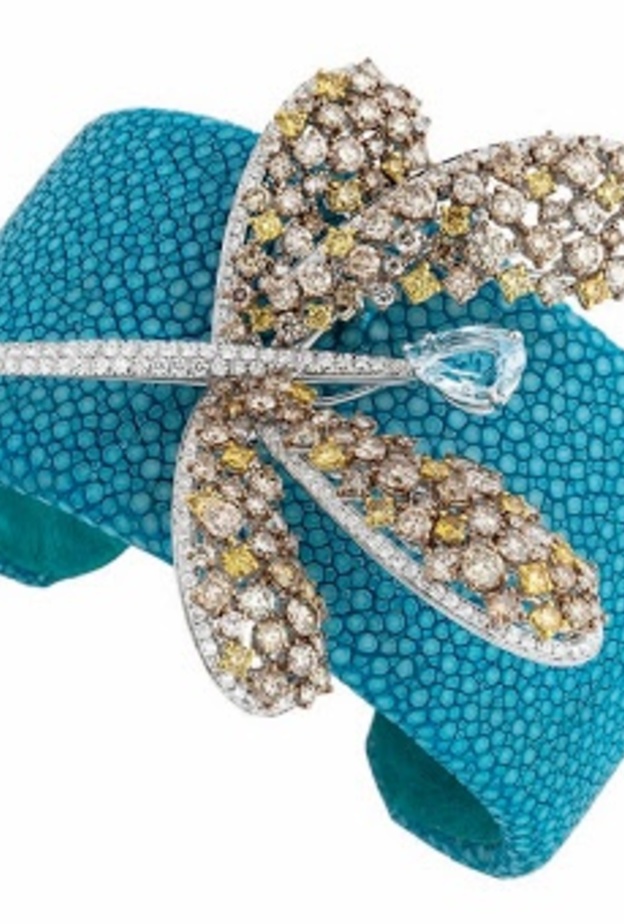 مجوهرات فاخرة من وحي الطبيعة  سوار عريض وبروش من Damiani