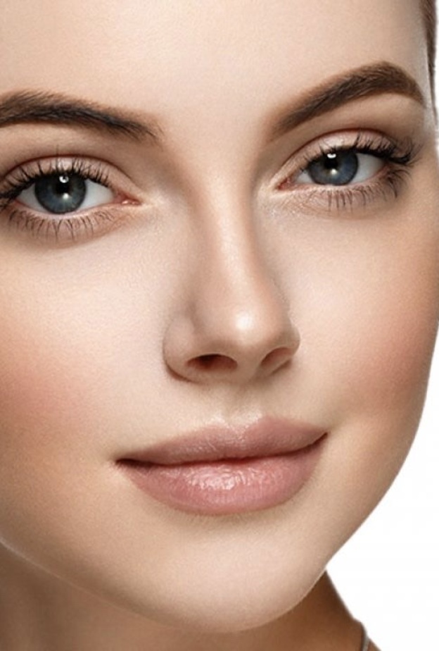 افضل خلطات طبيعية للحصول على شفاه ممتلئة وخدود سمينة