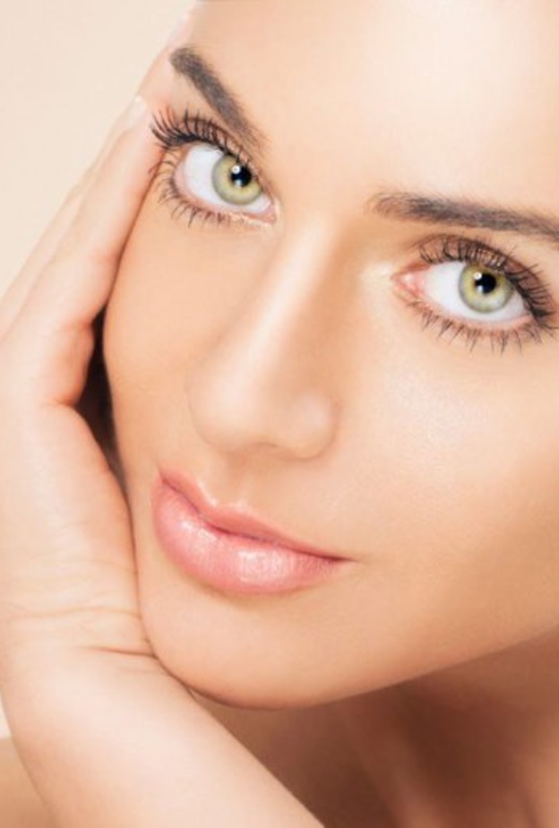 ماسك الكركم واللبن والليمون لتقشير البشرة