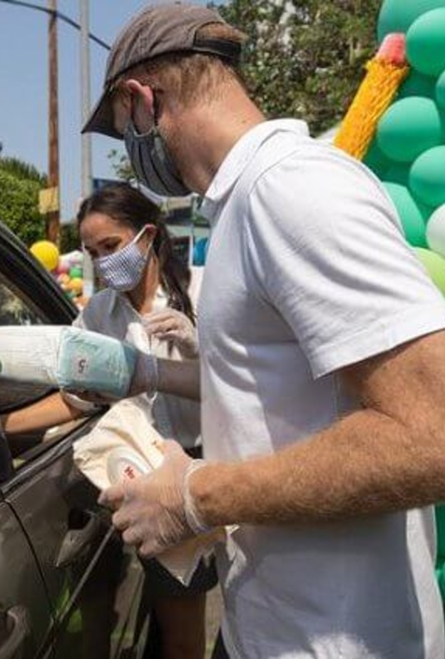 الأمير هاري وزوجته ميغان ماركل دوقة ساسيكس، انضما إلى عدد 39 فرد من المتطوعين