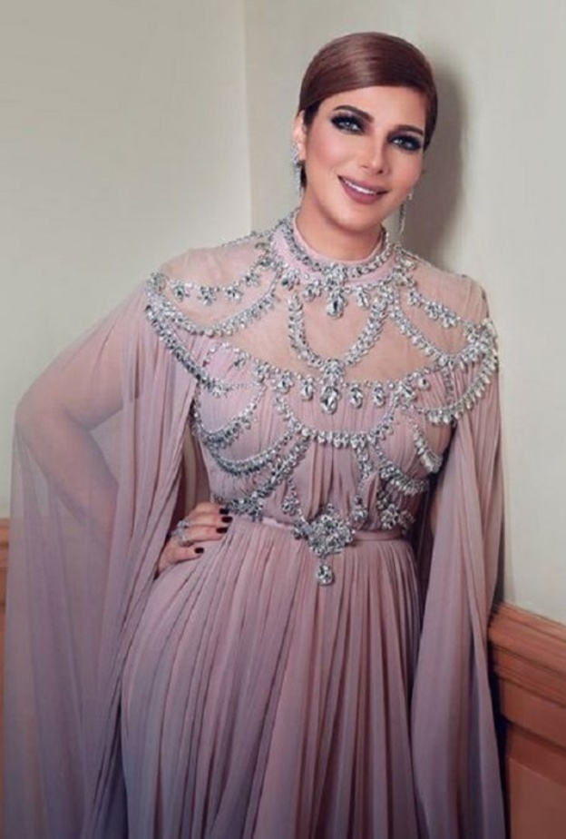  فستان من علي يونس