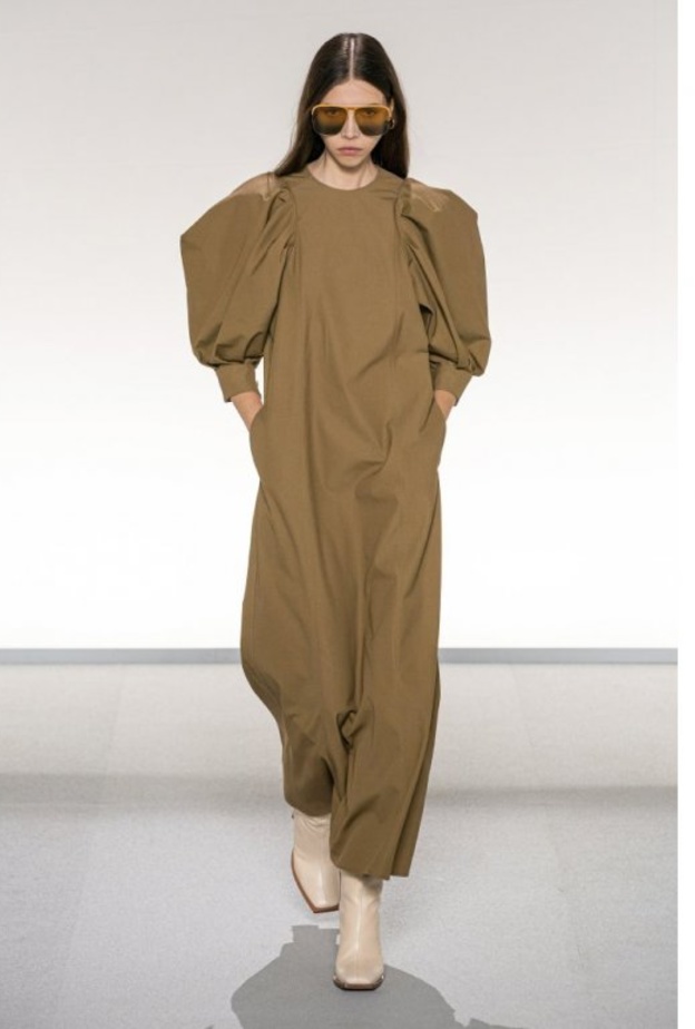  موديلات جمبسوت محتشمة للمحجبات وموحدة من ناحية اللون من دار Givenchy