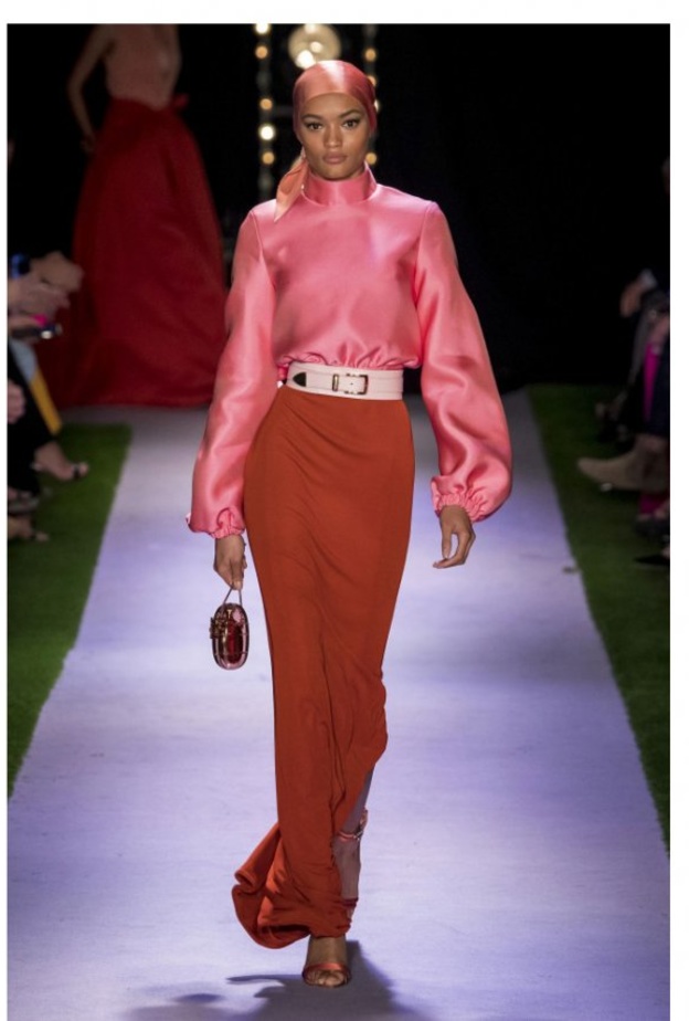  اطلالة انيقة من مجموعة براندون ماكسويل