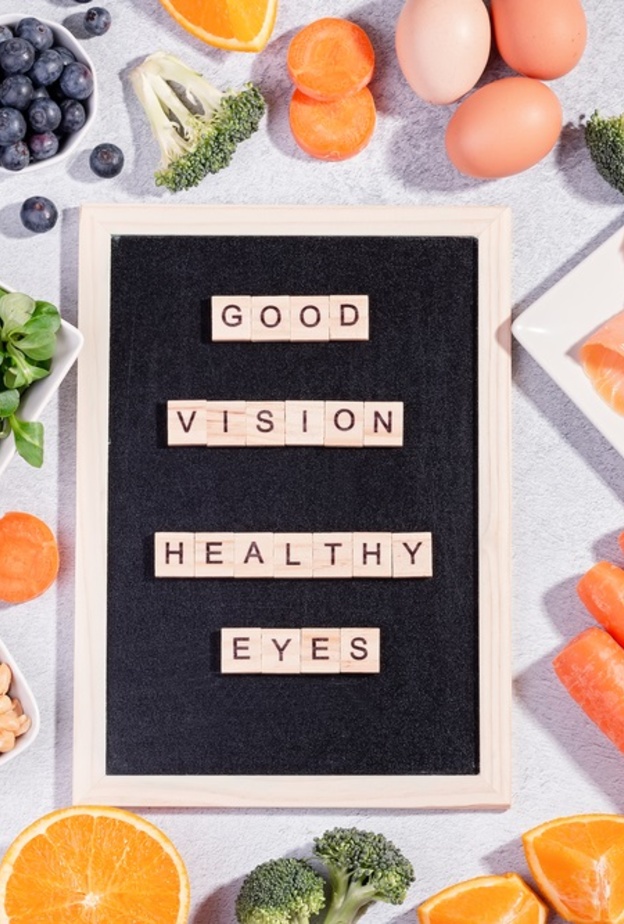 اطعمة تساعد على تحسين الرؤية