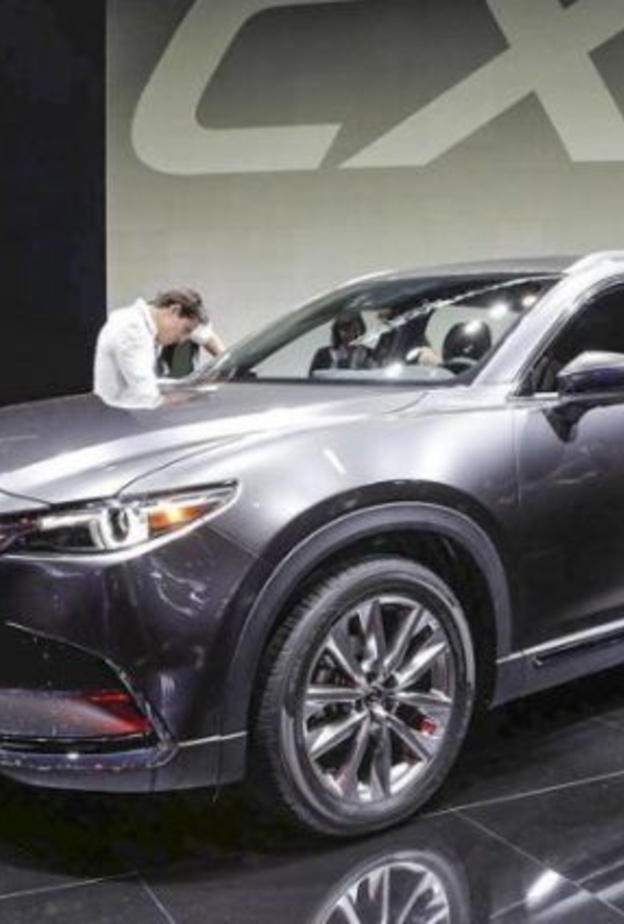 مازدا تطرح نسخا جديدة من سيارة CX-9 الكروس أوفر