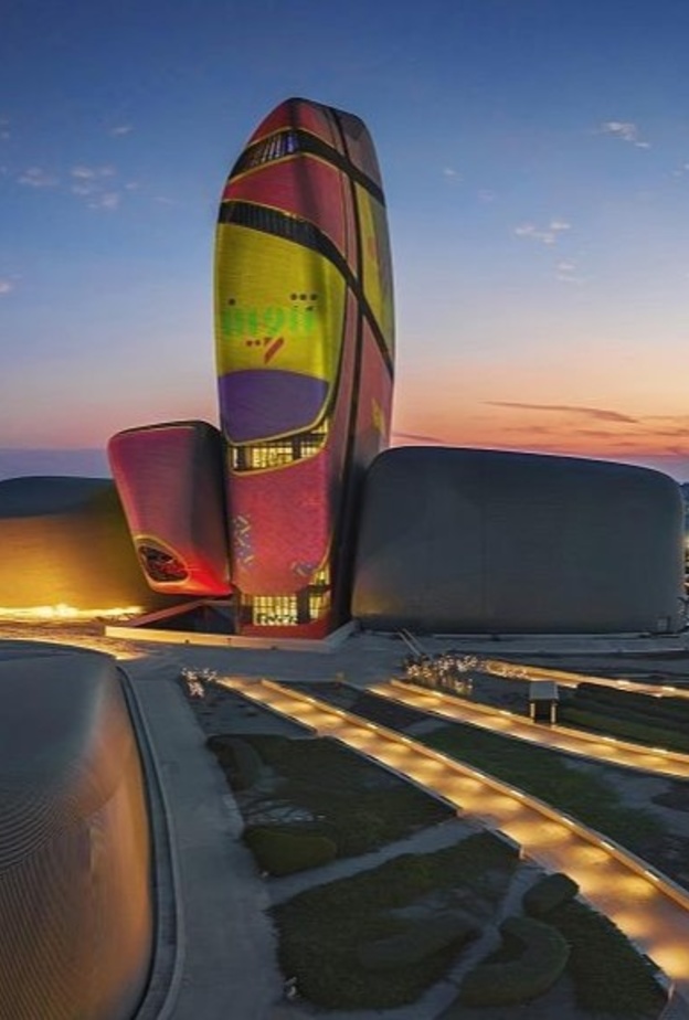 انطلاق برنامج تحديات تنوين بورش عمل متخصصة في الإبداع والتصميم