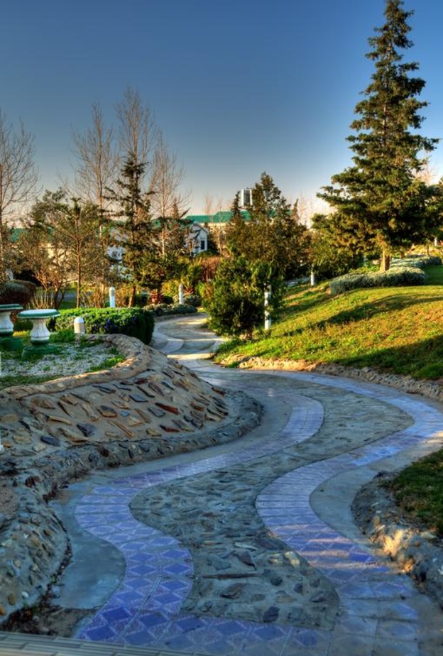 في صيف تنفس استكشفوا هذه المنتزهات الطبيعية الخلابة