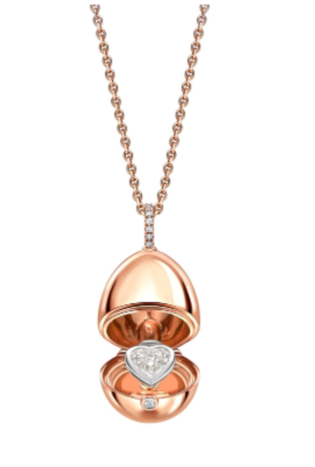 سلسال من فابرجيه Faberge