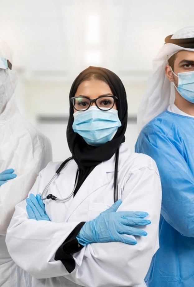 سطرت المرأة الاماراتية نجاحات مبهرة في مجال الصحة