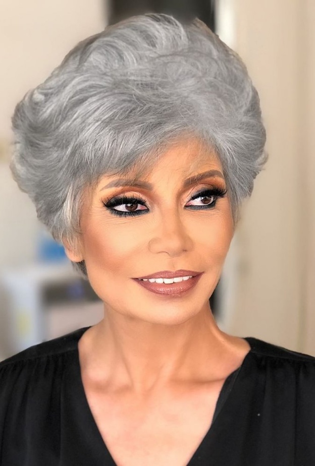 سوسن بدر  ترد على التنمر