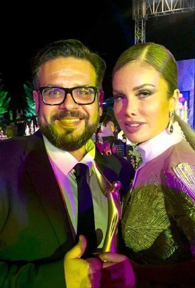 نيكول سابا ومدير اعمالها