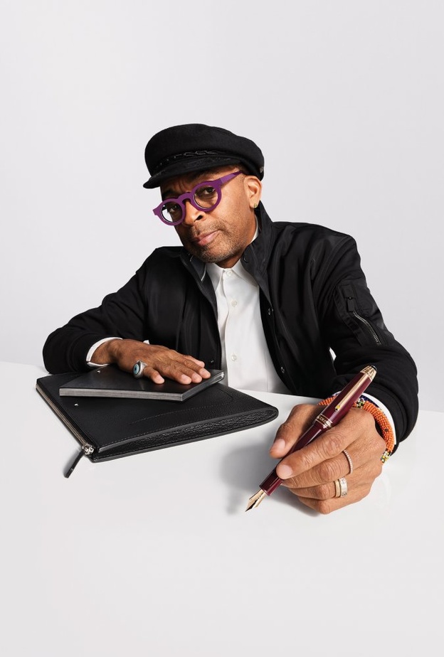 كاتب السيناريو والمخرج السينمائي الحائز على جوائز سبايك لي