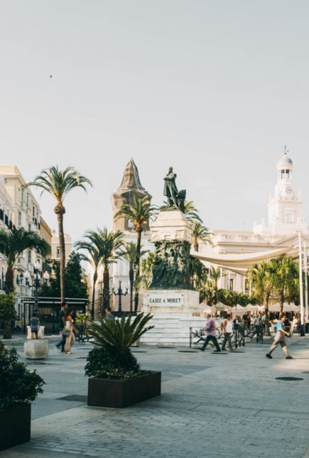  كاديز وجهة سياحية رائعة لاجمل العطلات بواسطة juliasorokina