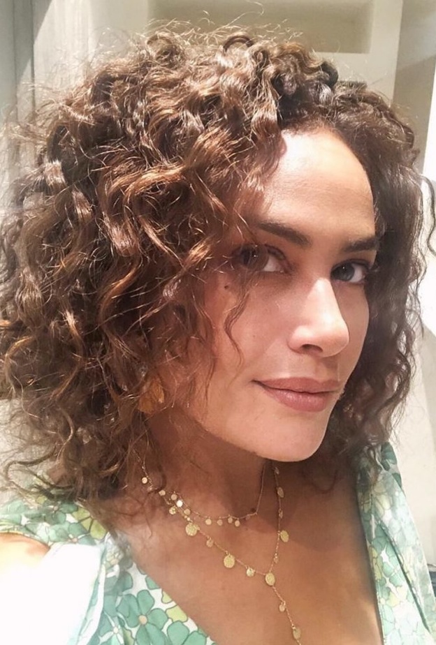 تسريحة  شعر هند صبري بالكيرلي