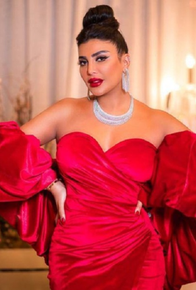 ابرز موديلات فساتين خطوبة من وحي امل العوضي