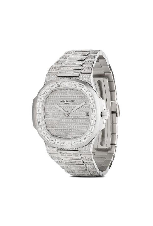ساعة مكدسة بالماسات من Patek Philippe