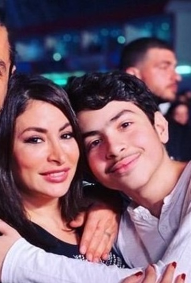 تيم حسن ونجليه