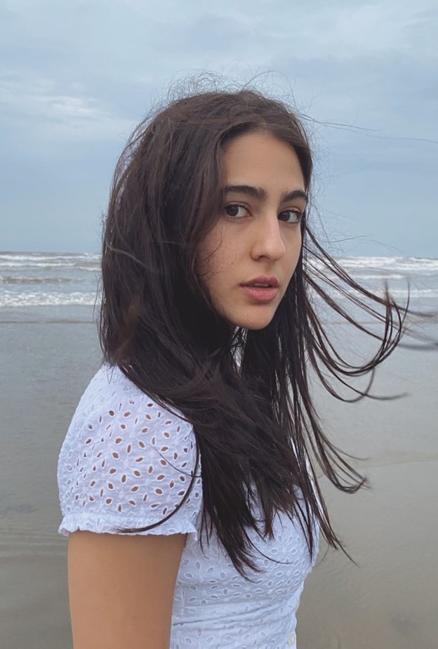 سارة علي خان