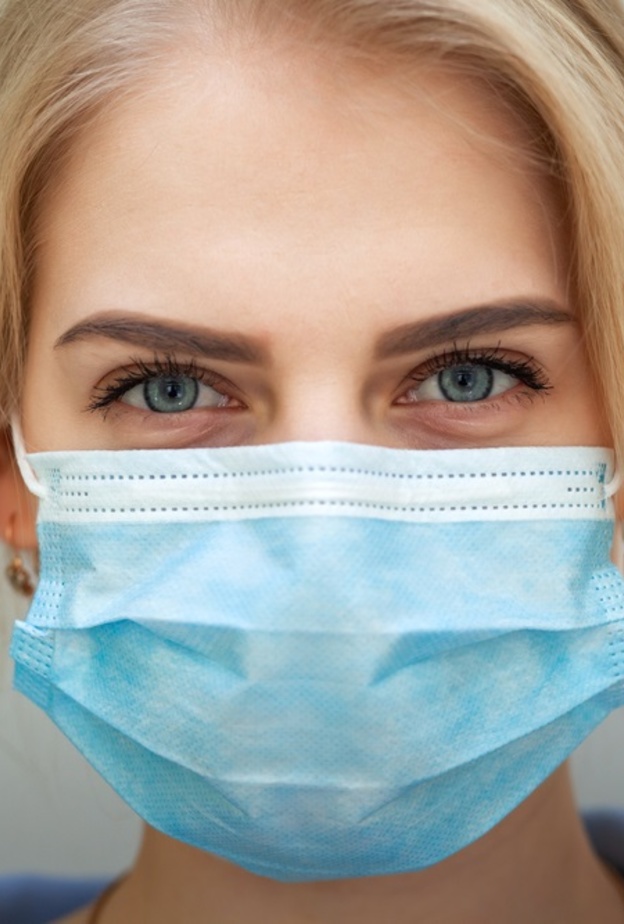 كيفية تحديد الفرق بين اعراض الحساسية ومرض كوفيد-19