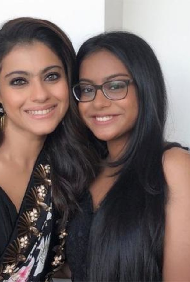 كاجول وابنتها نيسا