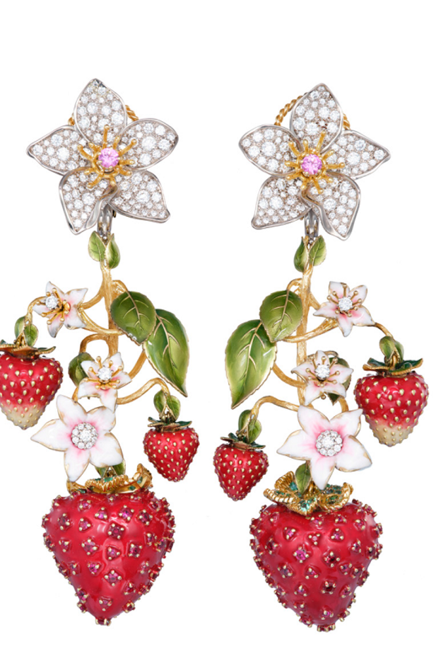 أحجار المجوهرات الراقية الجديدة من Dolce & Gabbana تخبر حكاية أناقة وترف