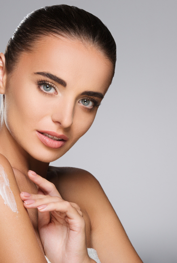  طريقة استخدام زبدة الشيا للجسم مع زيت الزيتون لازالة الخطوط البيضاء 