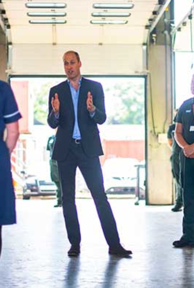 الأمير وليام يوجه رسالة شكر لخدمة الطوارئ 999