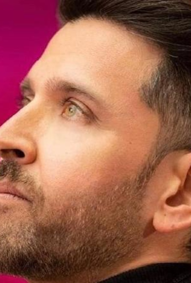 هريثيك روشان يغرد في يوم المعلم