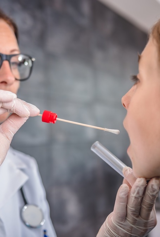 امكانية استخدام اللعاب للكشف عن كوفيد-19 