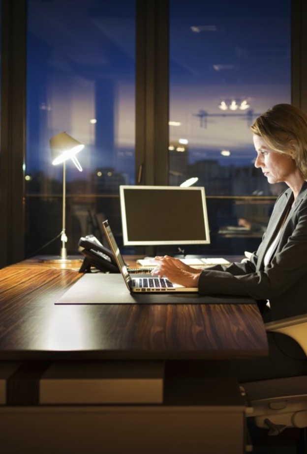 النساء أفضل من الرجال في العمل بنظام المناوبة