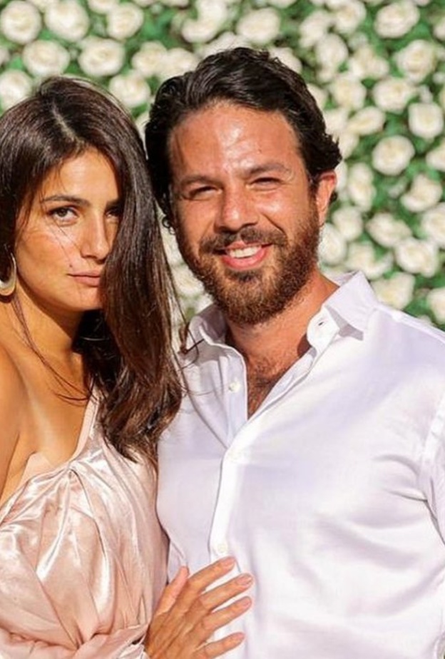 عمر الشناوي وزوجته