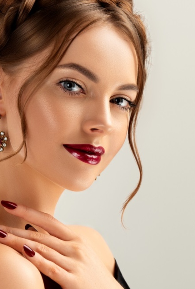 ألوان طلاء أظافر دافئة لخريف 2020