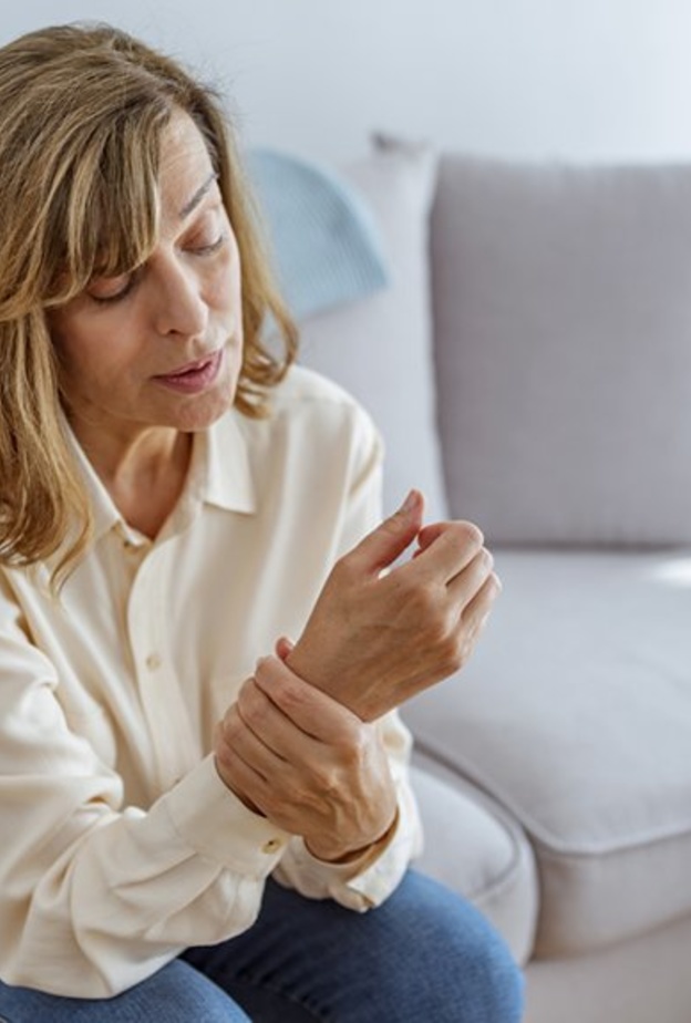  برد العظام حالة مرضية تسبب طقطقة في المفاصل