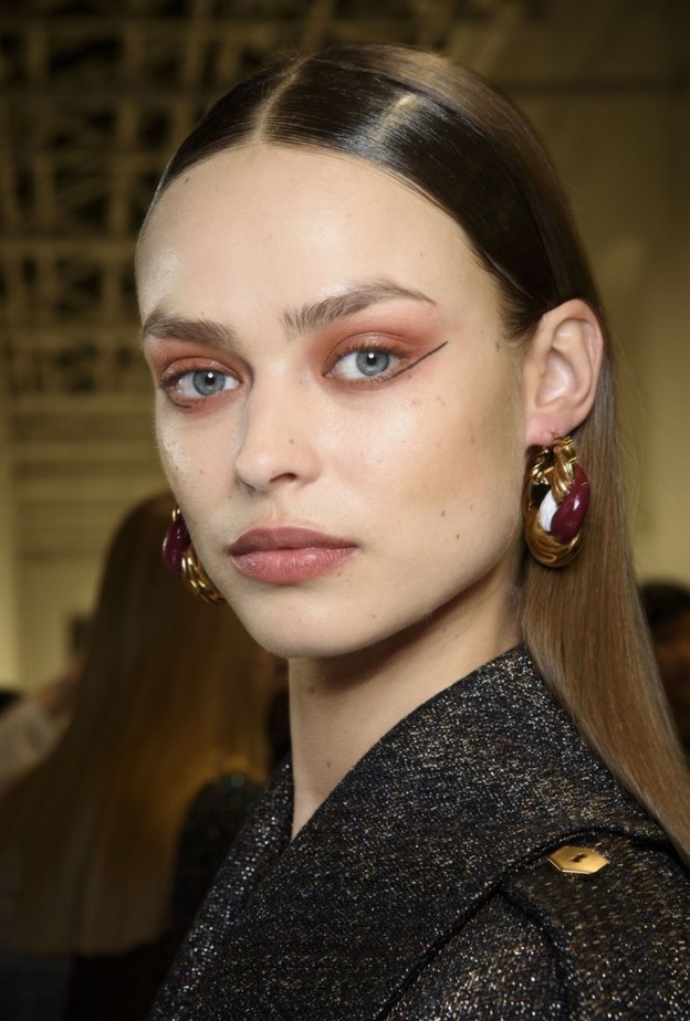 رسمات ايلاينر خريف 2020 هندسية بأسلوب missoni