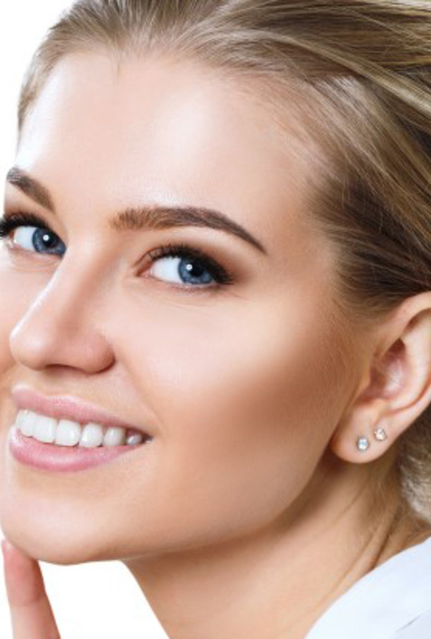 افضل طريقة لتبييض الاسنان في المنزل