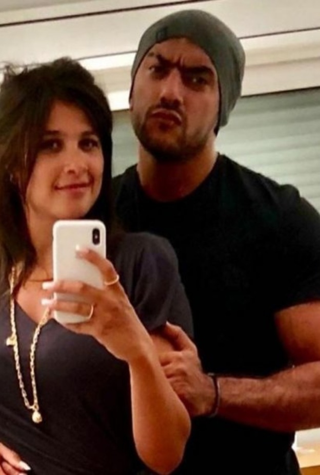 ياسمين عبد العزيز واحمد العوضي