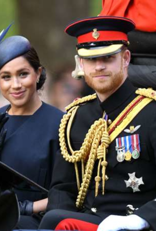 ميغان ماركل شعرت بالحزن الشديد لتجريد زوجها من ألقابه العسكرية