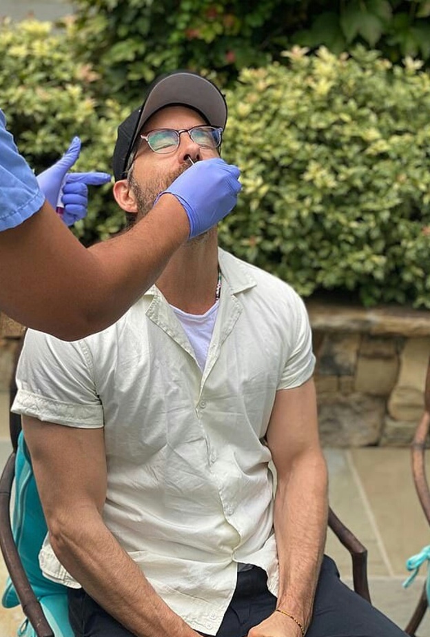 ريان رينولدز يخضع لاختبار فيروس كورونا