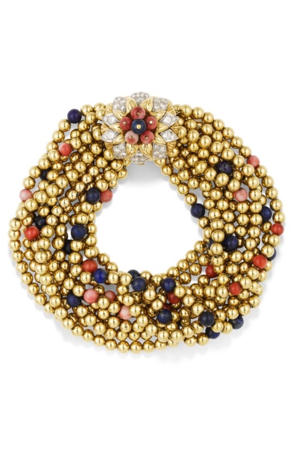 اسوارة كلاسيكية من فان كليف أند أربلز