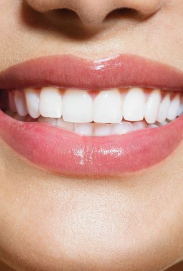 خلطات الكركم لتبييض الاسنان