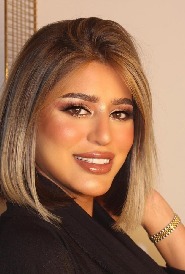 صمود الكندري بإطلالة الشعر القصير الأشقر بعد اعتزالها 