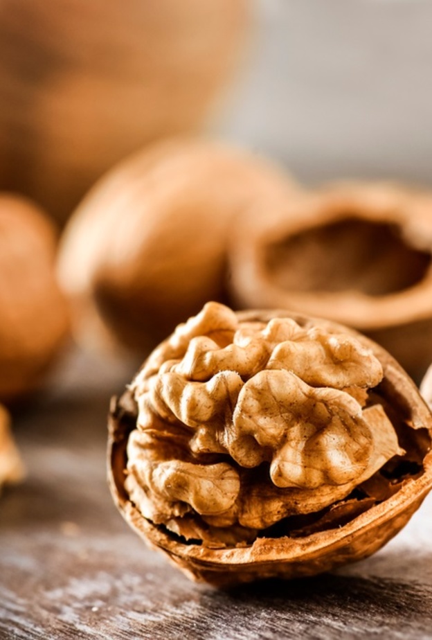 فوائد الجوز الصحية عديدة ومذهلة