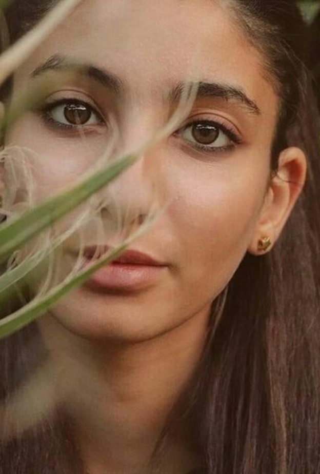 ابنة منى زكي واحمد حلمي