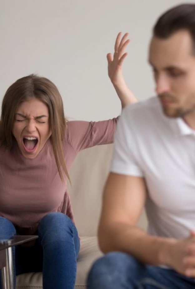 النكد يجعل الرجل يهرب منك