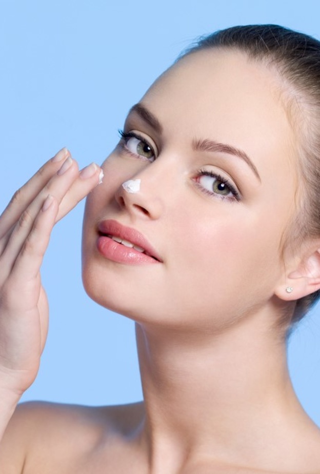 قناع الشوفان والبيض لازالة الجلد الميت من الوجه