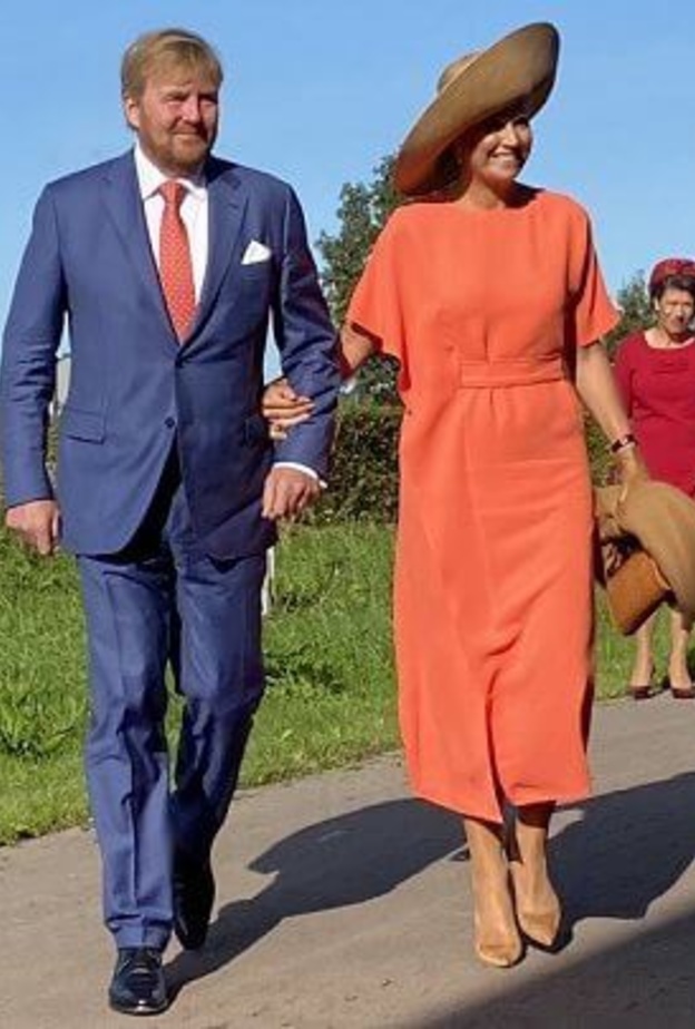 ملك وملكة هولندا يحضران درسا في اللغة الفريزية