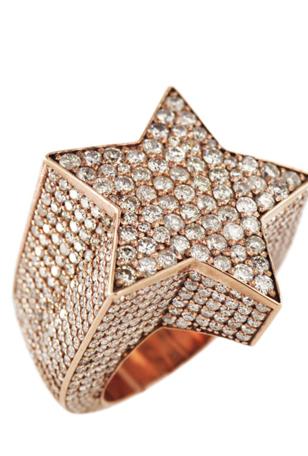 خاتم على شكل نجمة مرصع بالألماس منJohnny Dang & Co